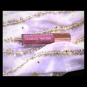 Ulta Velvet Matte Liquid Lipstick: Soft Rose